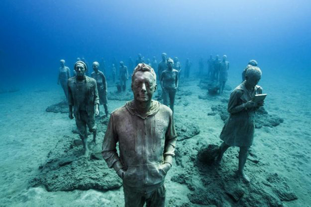 patung3 museum bawah air