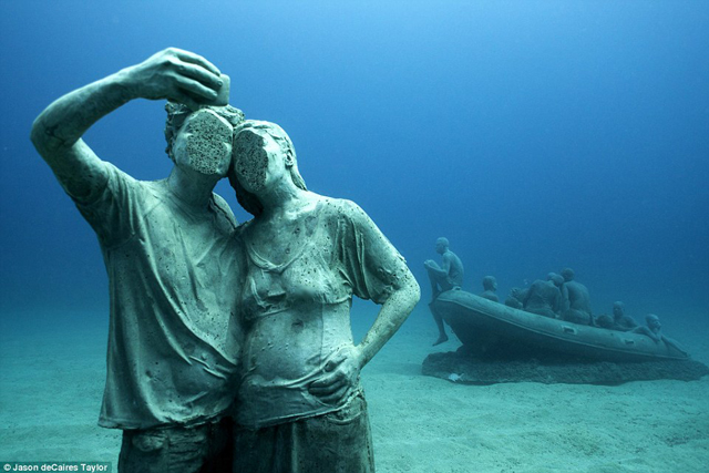 patung6 museum bawah air