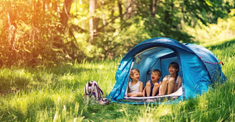 manfaat camping bersama anak