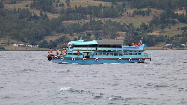 Fakta Di Balik Kapal Penumpang Tenggelam Di Danau Toba