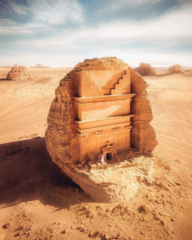 Kota Kuno Madain Saleh Jejak Bangsa Tsamud Yang Diazab Allah Swt