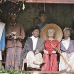 tao-tao-toraja rumah adat tana toraja