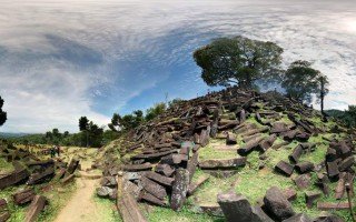 Perjalanan Lintas Waktu di Gunung Padang gunung padang