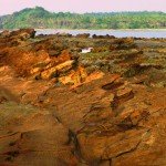 pantai karang taraje sawarna