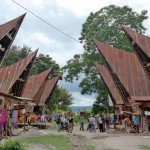 Rumah adat suku batak Bolon