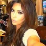 kim-kardashian-selfie-300×300