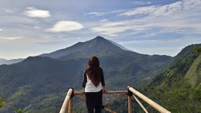 7 Aktivitas Yang Bisa Dilakukan Di Lereng Kelir Jawa Tengah