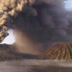 erupsi gunung