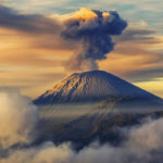 erupsi gunung