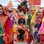 kain tradisional indonesia