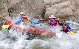 penyelamatan diri saat rafting