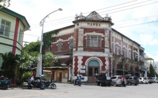 becak di kota lama