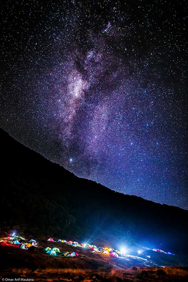 Kumpulan Foto yang Tampilkan Keindahan Milky Way di Gunung 