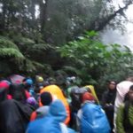 jalur pendakian macet