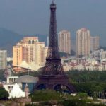 menara eiffel di jogja