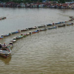 pasar apung di indonesia