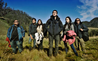 hal yang mengundang setan di gunung