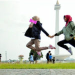 kumpulan foto unik pengunjung monas