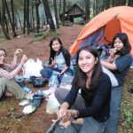 cewek camping