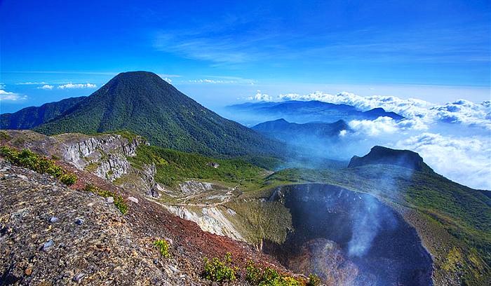 Aturan Baru Buat Kamu yang Mau Naik  Gunung  Gede Pangrango 