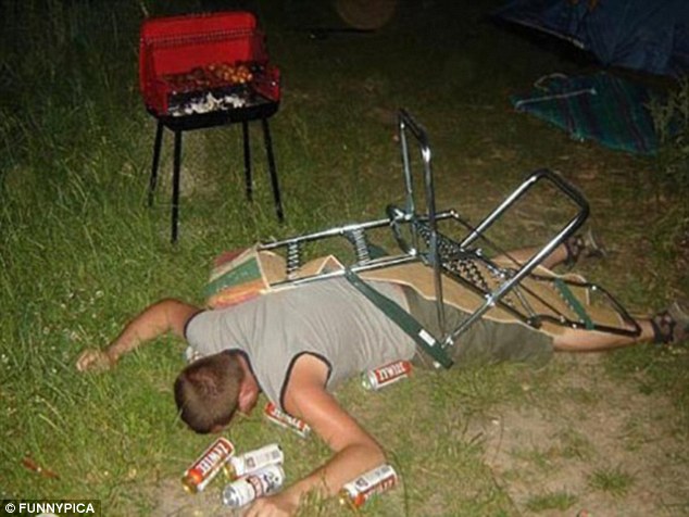 jangan mabuk saat camping