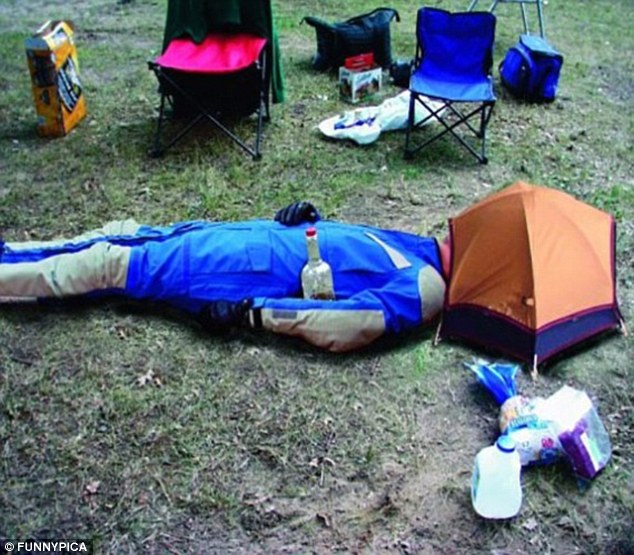 jangan mabuk saat camping