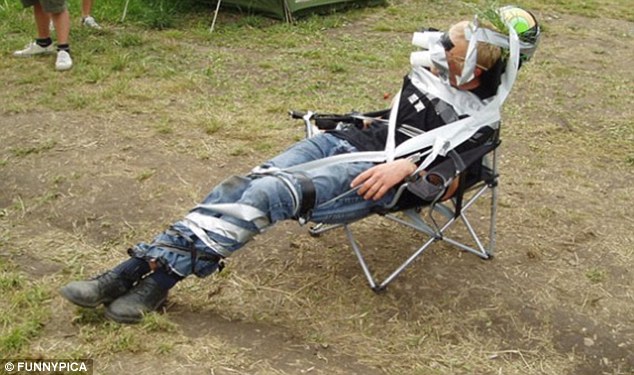 jangan mabuk saat camping
