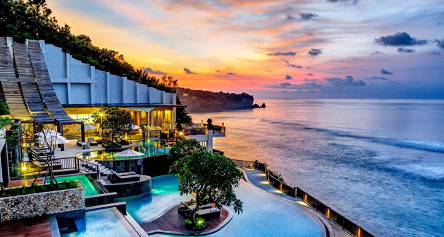 hotel dengan jacuzzi