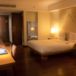 Ruang kamar hotel Novotel