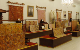 Museum Batik Danar Hadi