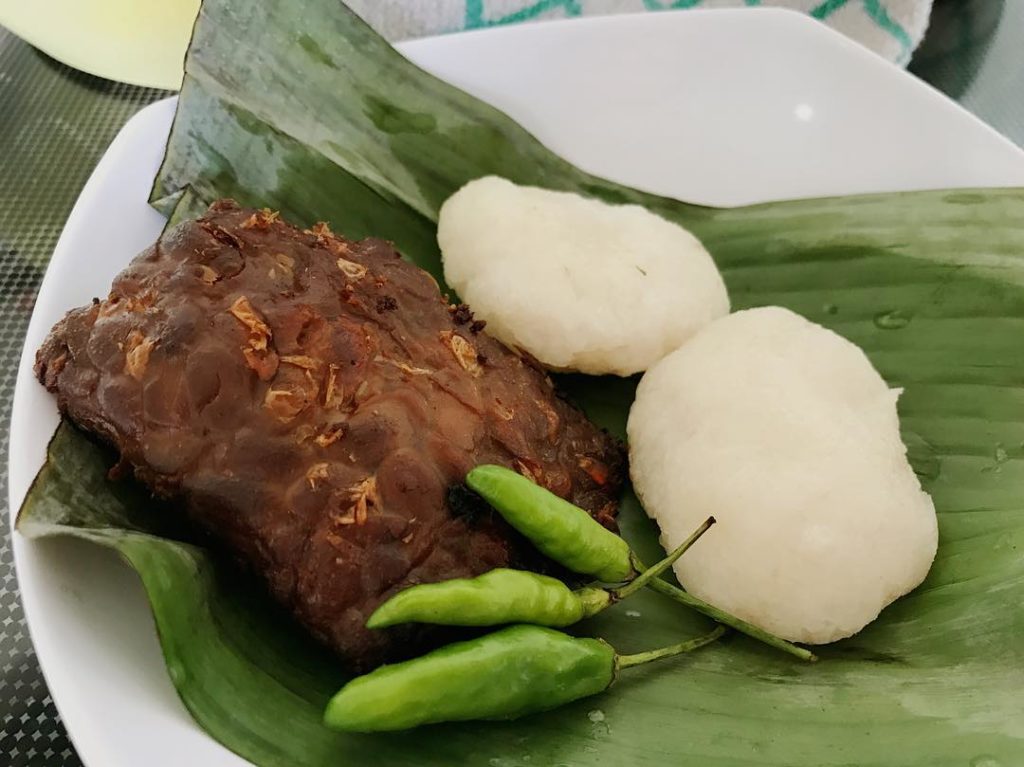Jadah Tempe Mbah Carik