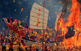 festival bakar tongkang