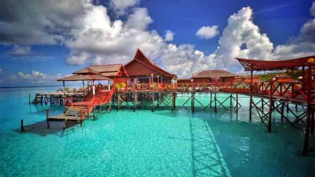 Resort cantik di Maratua destinasi romantis bernuansa alam 2
