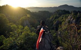 wisata alam kalimantan timur batu sembinai