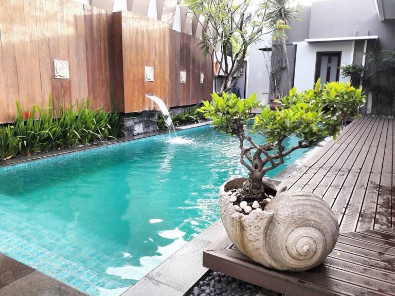 7 Rekomendasi Hotel di Padang dengan Fasilitas Kolam Renang