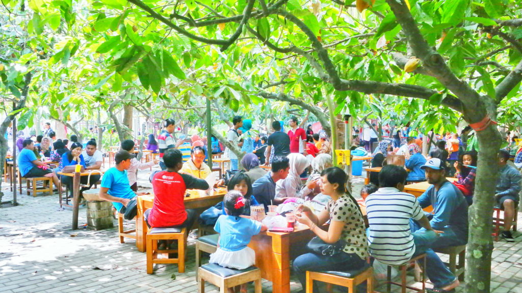 Paket Wisata Kampung Coklat Blitar, Kini Bisa untuk Pelajar
