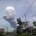foto awan sinabung