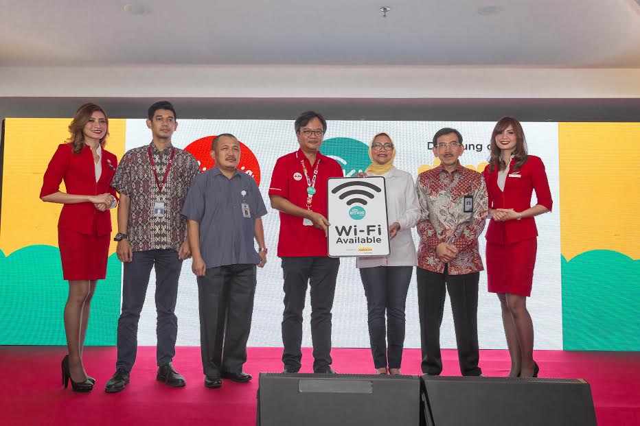 maskapai indonesia dengan fasilitas wi-fi onboard