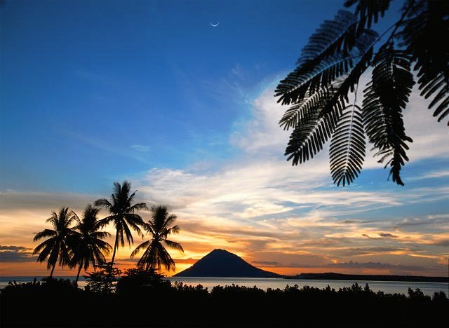 pulau manado tua