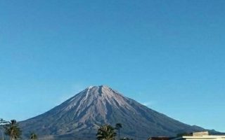 keindahan gunung semeru