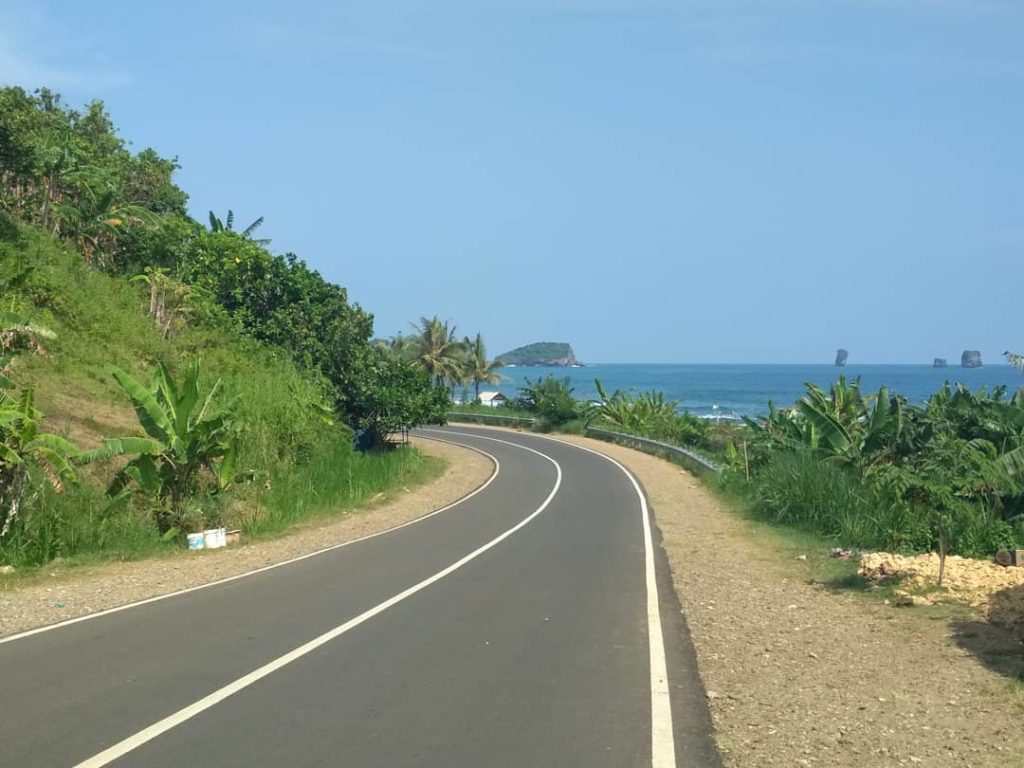 Potret Indahnya Jalur Mudik Pantai Selatan Jawa, Banyak Tempat Wisata