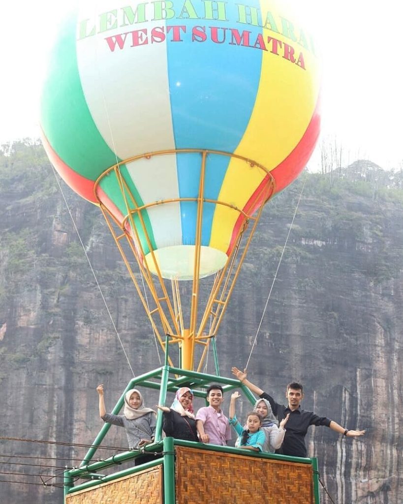 Sepeda Layang Lembah Harau