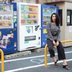 tyas mirasih liburan di jepang