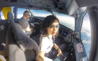 pilot cantik