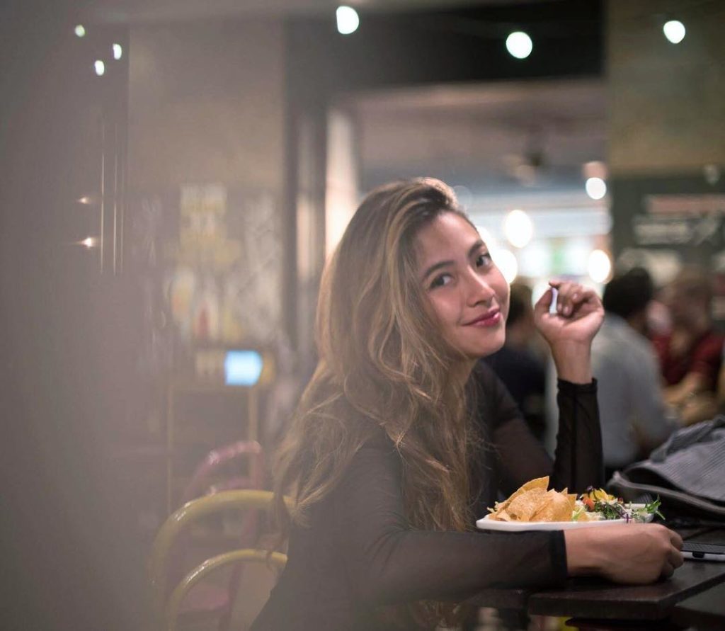 gaya liburan nadia vega