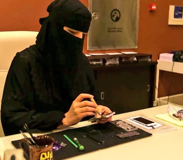 perempuan di arab saudi