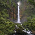 air terjun kapas biru