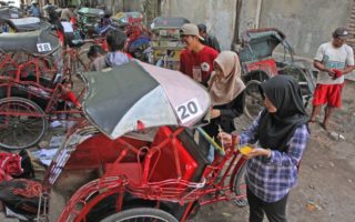 becak kota lama semarang