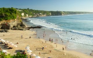 pantai di Indonesia paling banyak diunggah di instagram