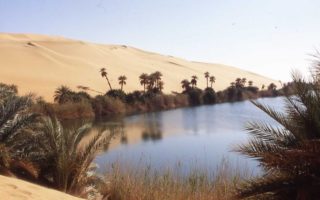 danau asin ubari sand dunes